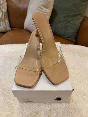 Covet Sadie Nude Clear Kitten Heels Square Toe Mules -Size 39 - New In Box